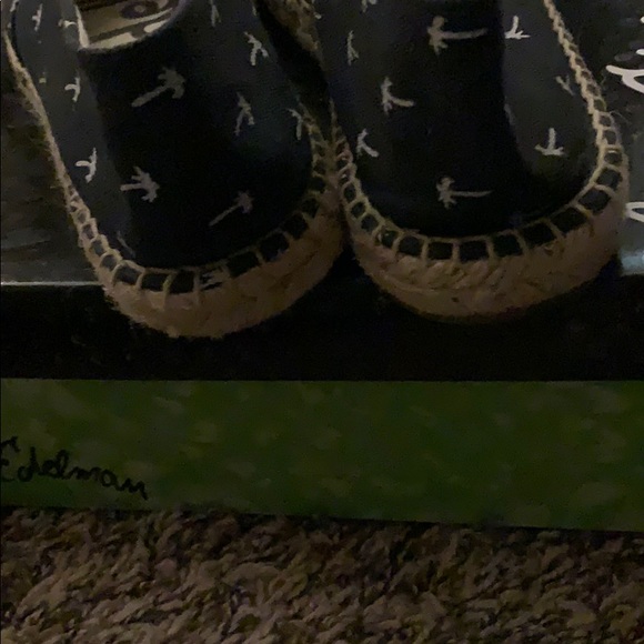 Espadrilles - Picture 3 of 6